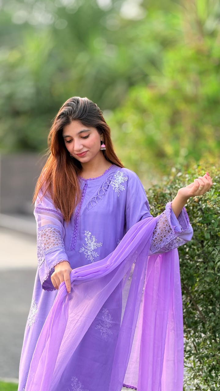 Juliet Embroiderd 3PC