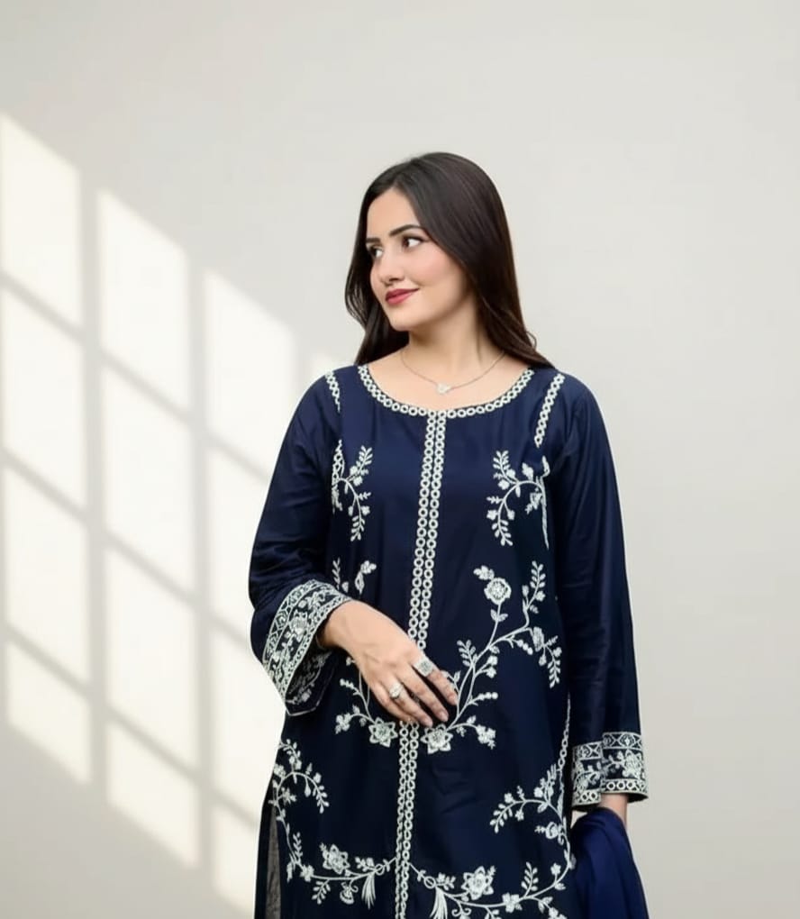 Neelzaar Embroidered 3PC